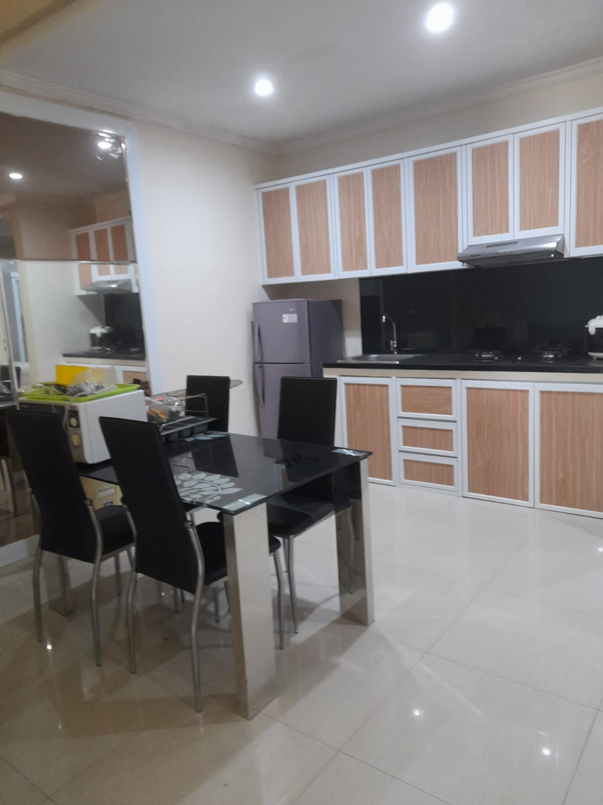 Rumah Disewakan Di Meadow Green Lippo Cikarang